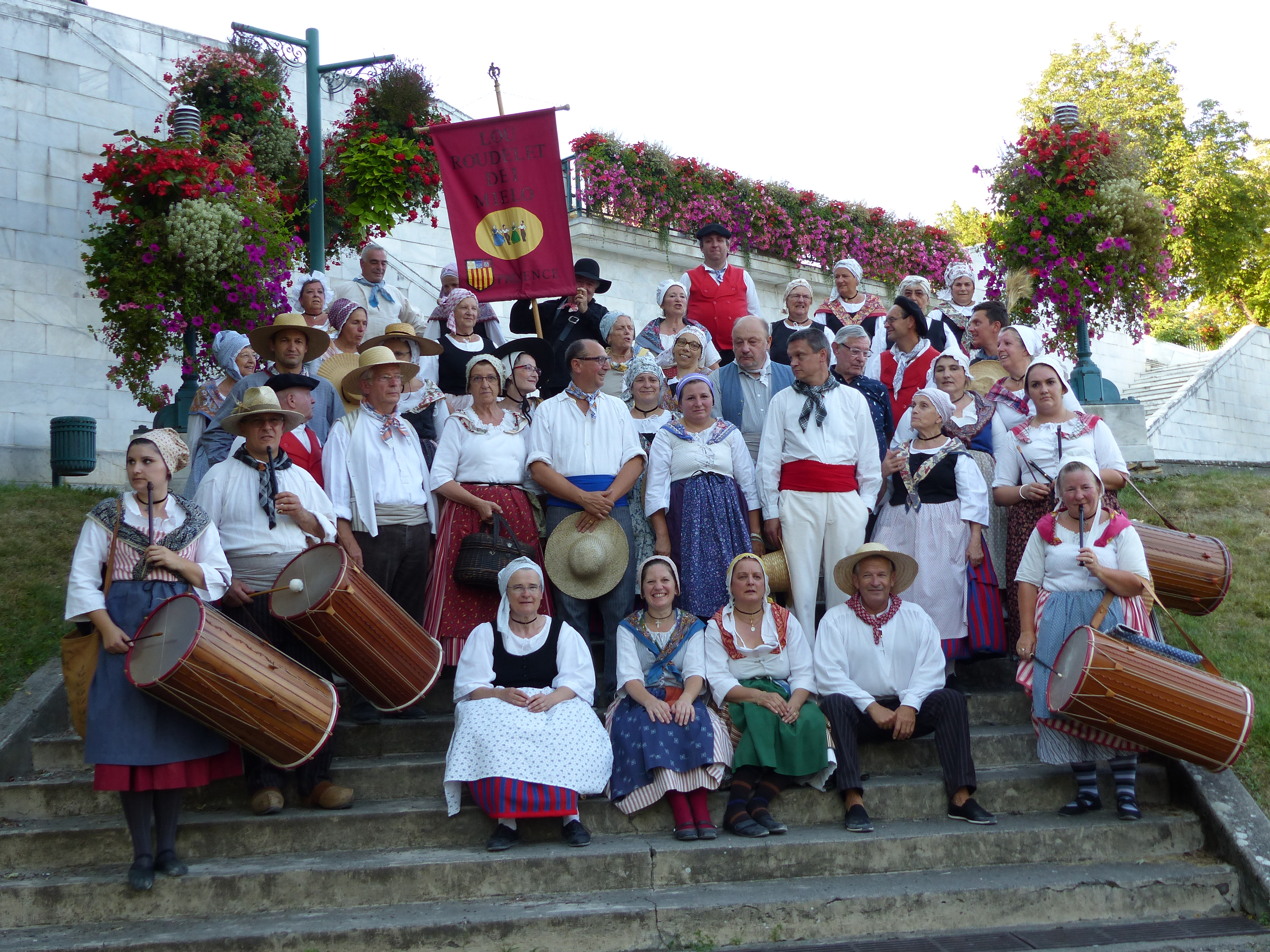 rencontres folkloriques fribourg 2013 programme